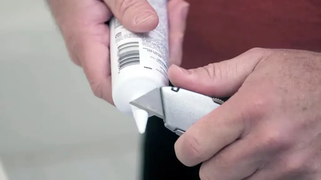 Como Aplicar Silicone Sem Pistola Aplicadora: Passo a Passo Detalhado