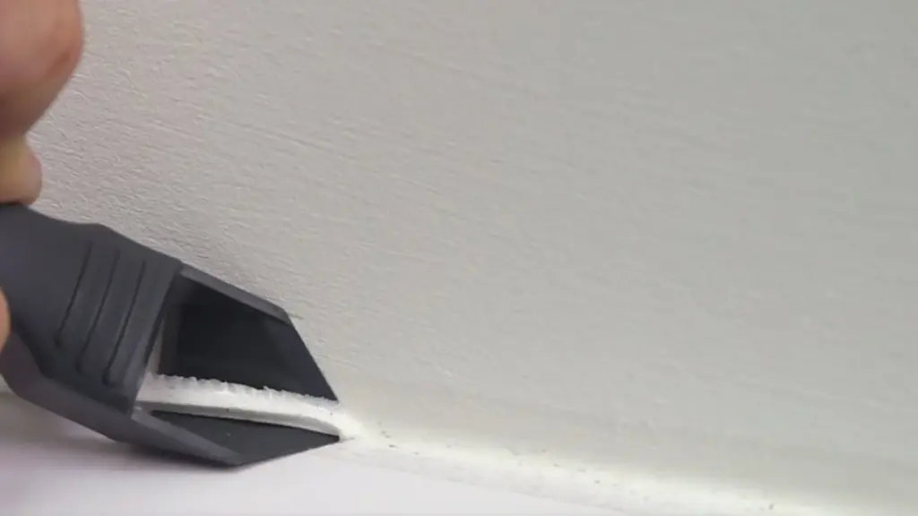 Como Remover e Limpar Silicone