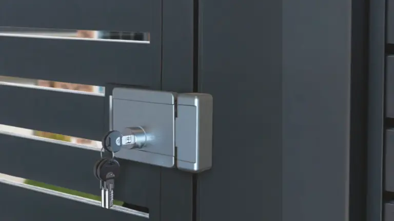 7 Melhores Fechaduras para Portão de Ferro de 2025