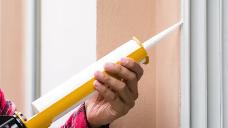 12 Melhores Pistolas Aplicadoras de Silicone, Selantes e PU de 2025