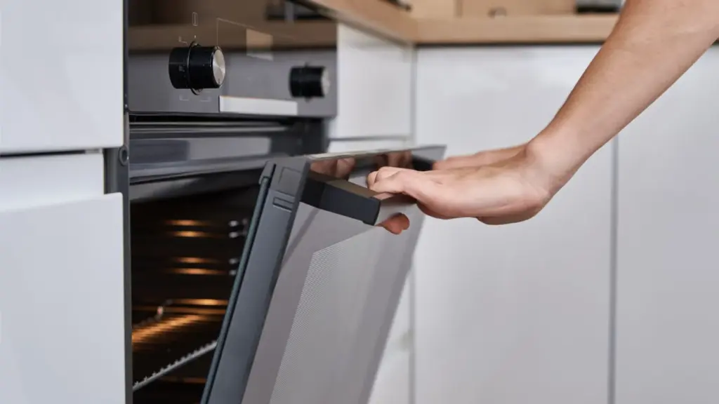 Tipos de Produtos e Itens Mais Eficientes para Limpeza de Vidro