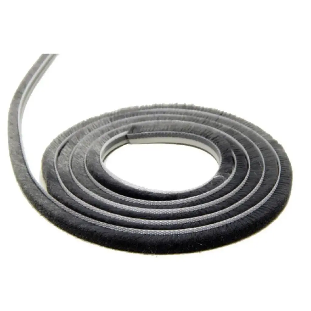 Vedação de Sacada com Escova de Polipropileno